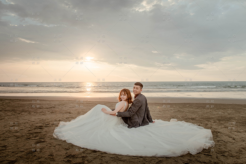 拍 婚紗 比堤婚紗 推薦客人：建霖＆藍心 海邊夕陽