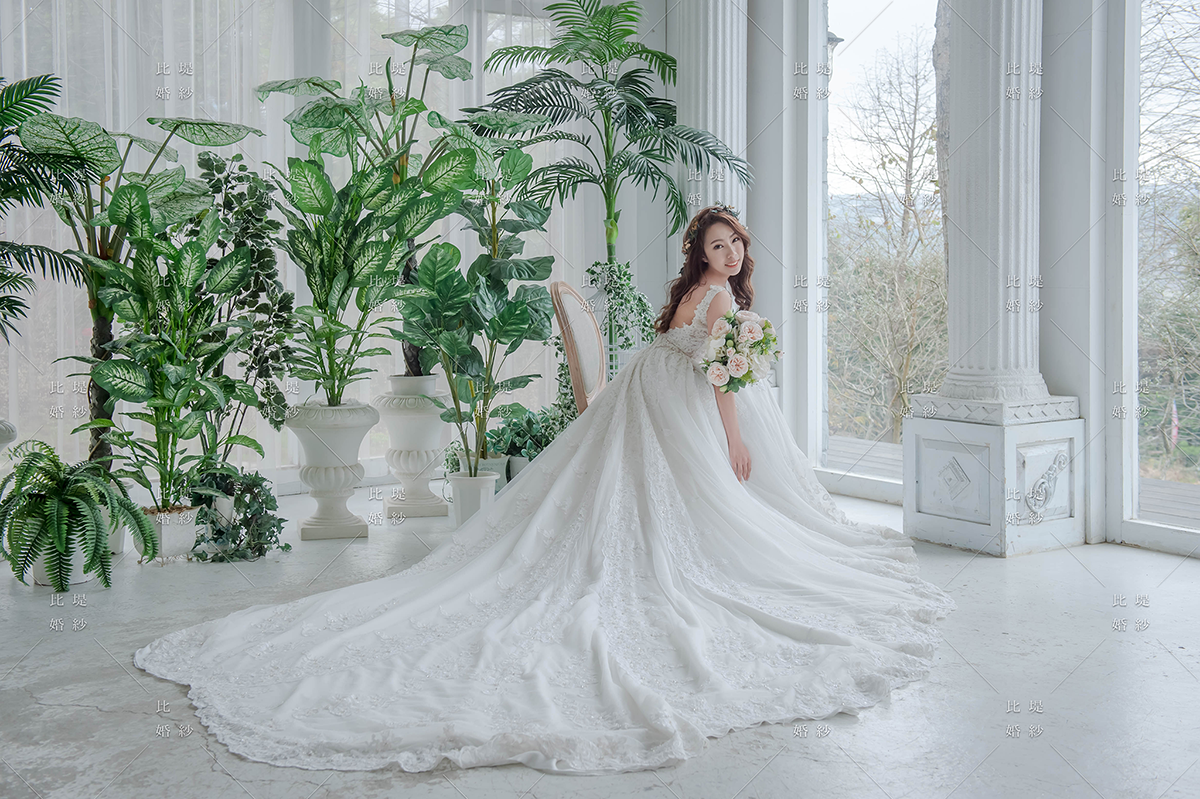 台中婚紗 價格 比堤婚紗 推薦新人：韋豪＆庭琹 攝影基地 新娘獨照