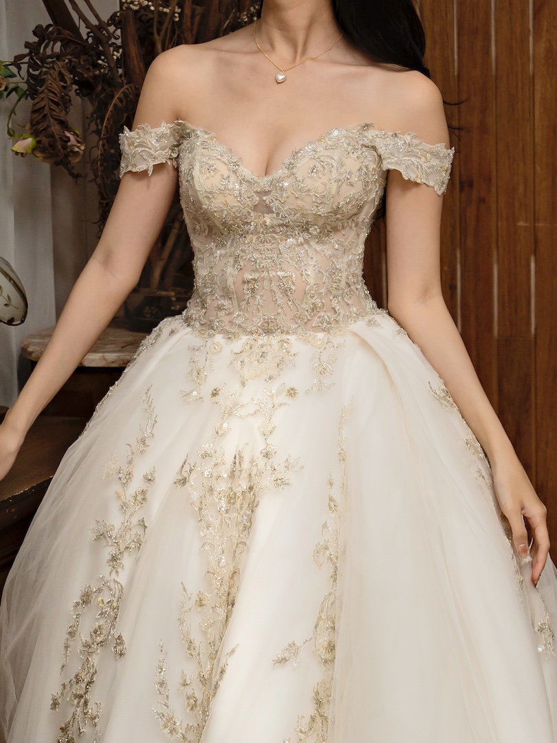 台中婚紗推薦｜歐式白紗上半身設計細節