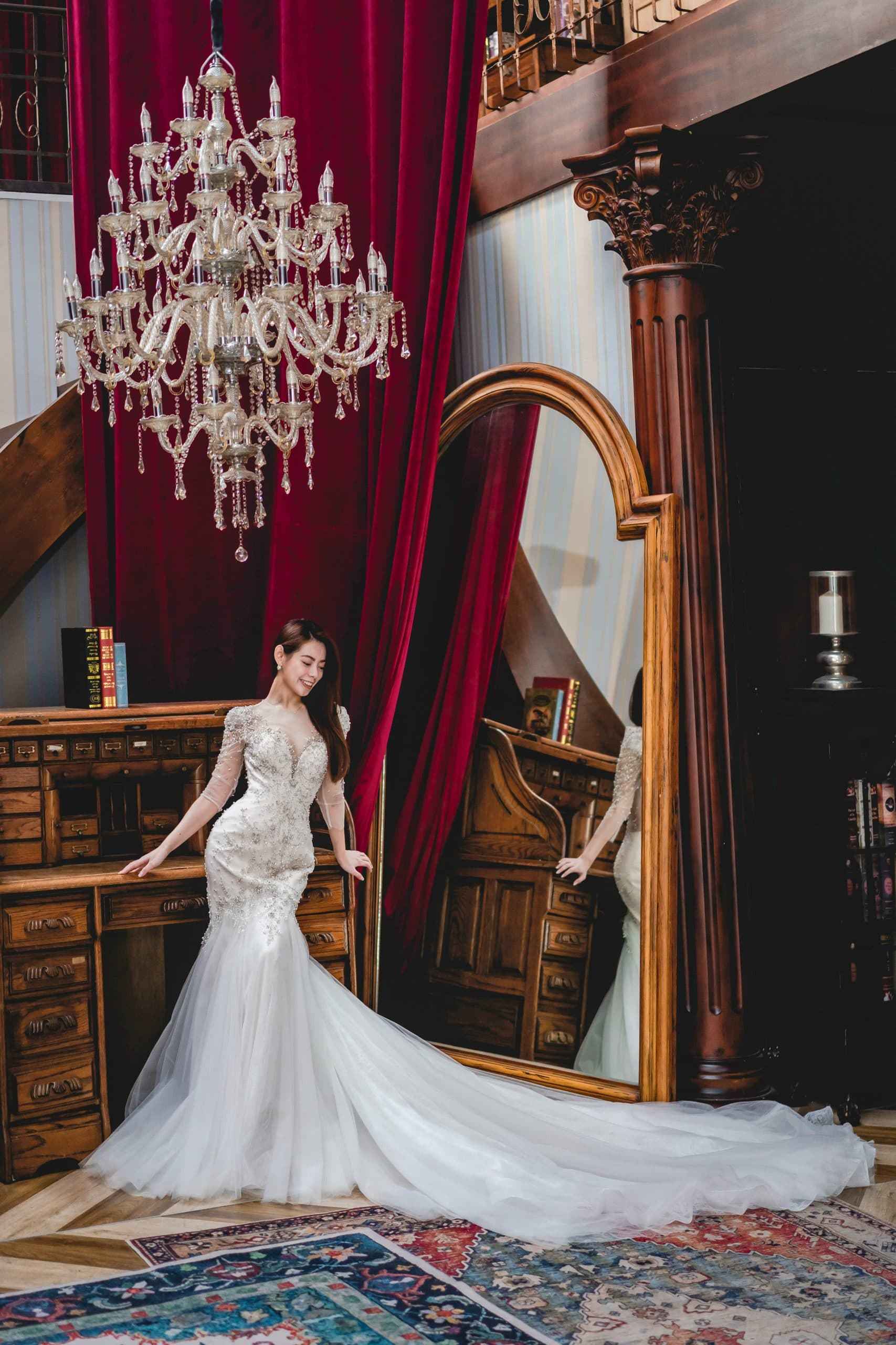 夢幻高級訂製婚紗品牌｜比堤婚紗｜皇室女王魚尾全身裙擺 